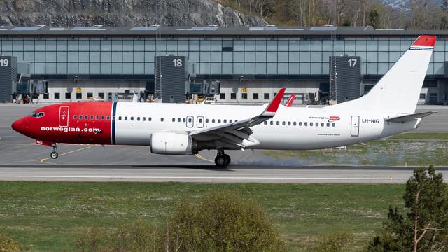 LN-NIG:Boeing 737-800:Norwegian Air Shuttle